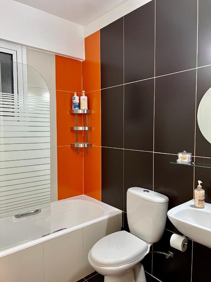 Fat Cow Apartments Larnaca Extérieur photo